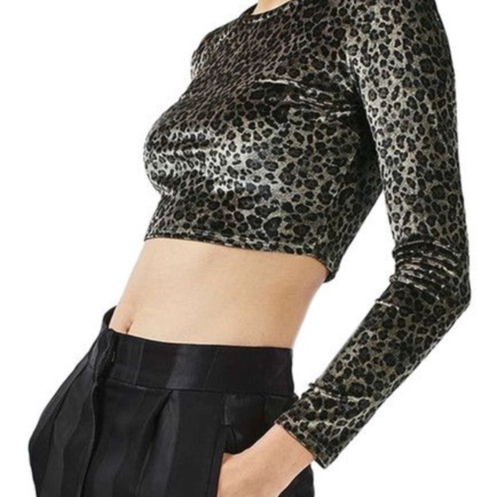 NEW Topshop Cropped Velvet Leopard Print Top Size 6